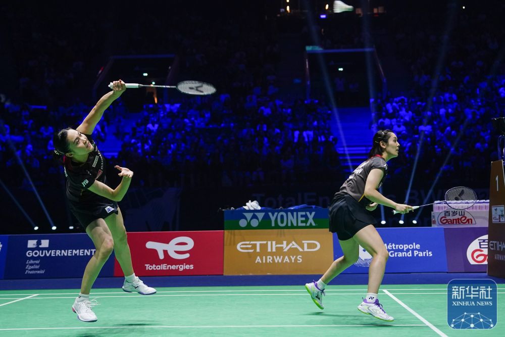 奠定了坚实 奠定了坚实