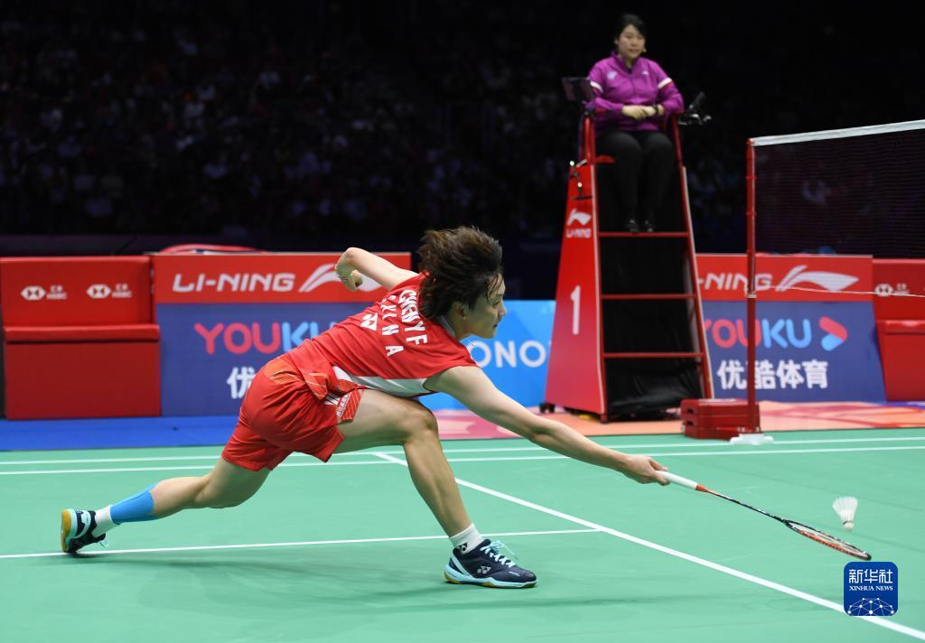 更是在困境 更是在困境