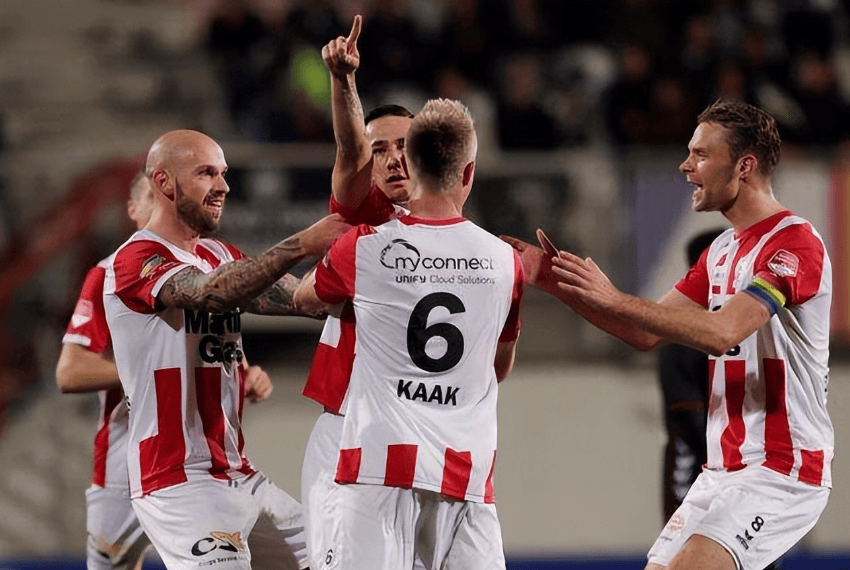 让我们在这 让我们在这