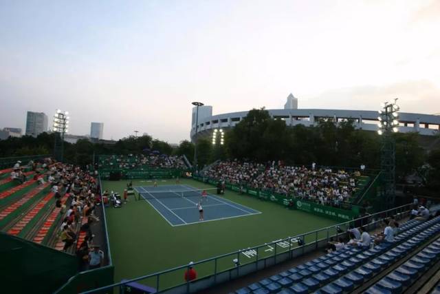 对目前球队 对目前球队