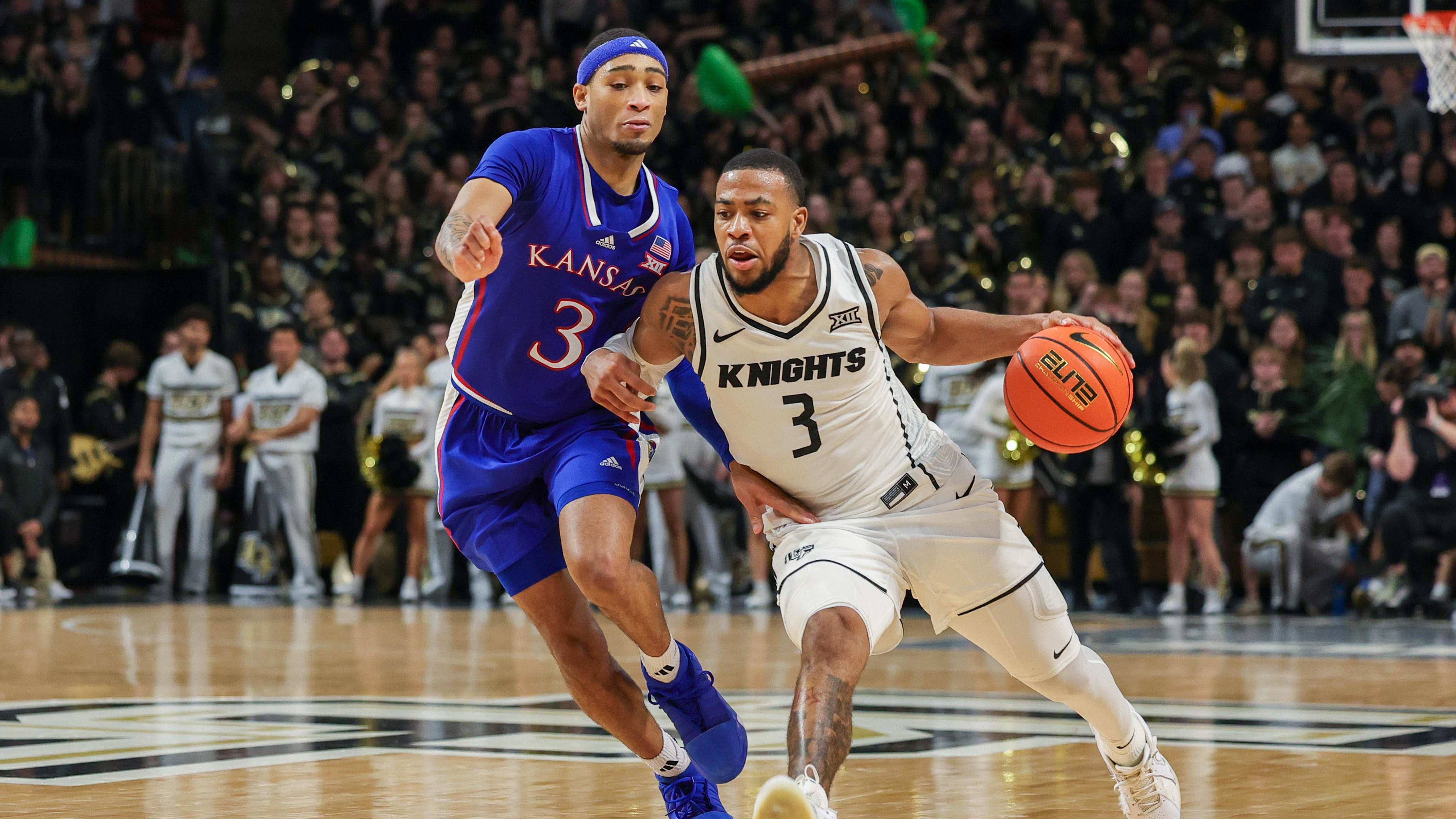 对准篮筐 对准篮筐