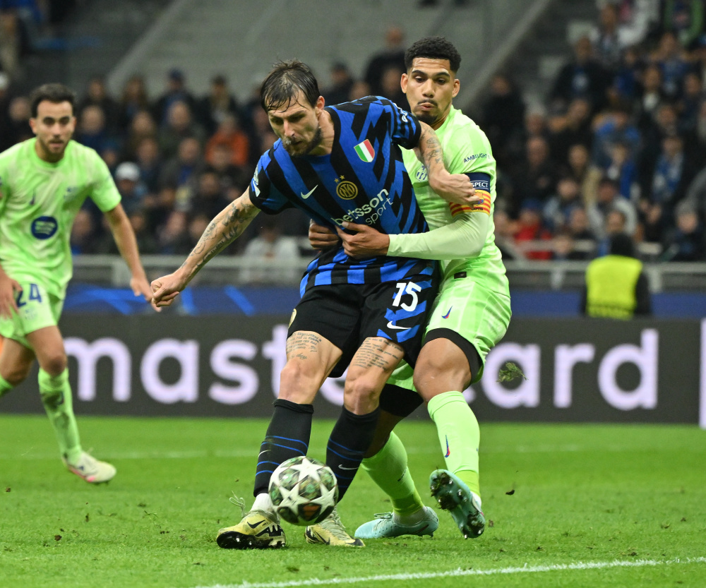 也一目了然 也一目了然