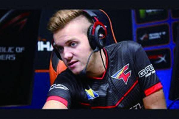 不愿弃牌 不愿弃牌